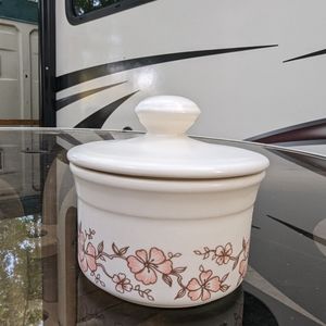 - Biltons Made in England trinket ceramic bowl